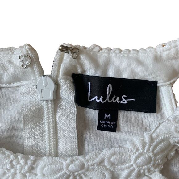 White Lace Lulus Dress Size Medium - Picture 5 of 9